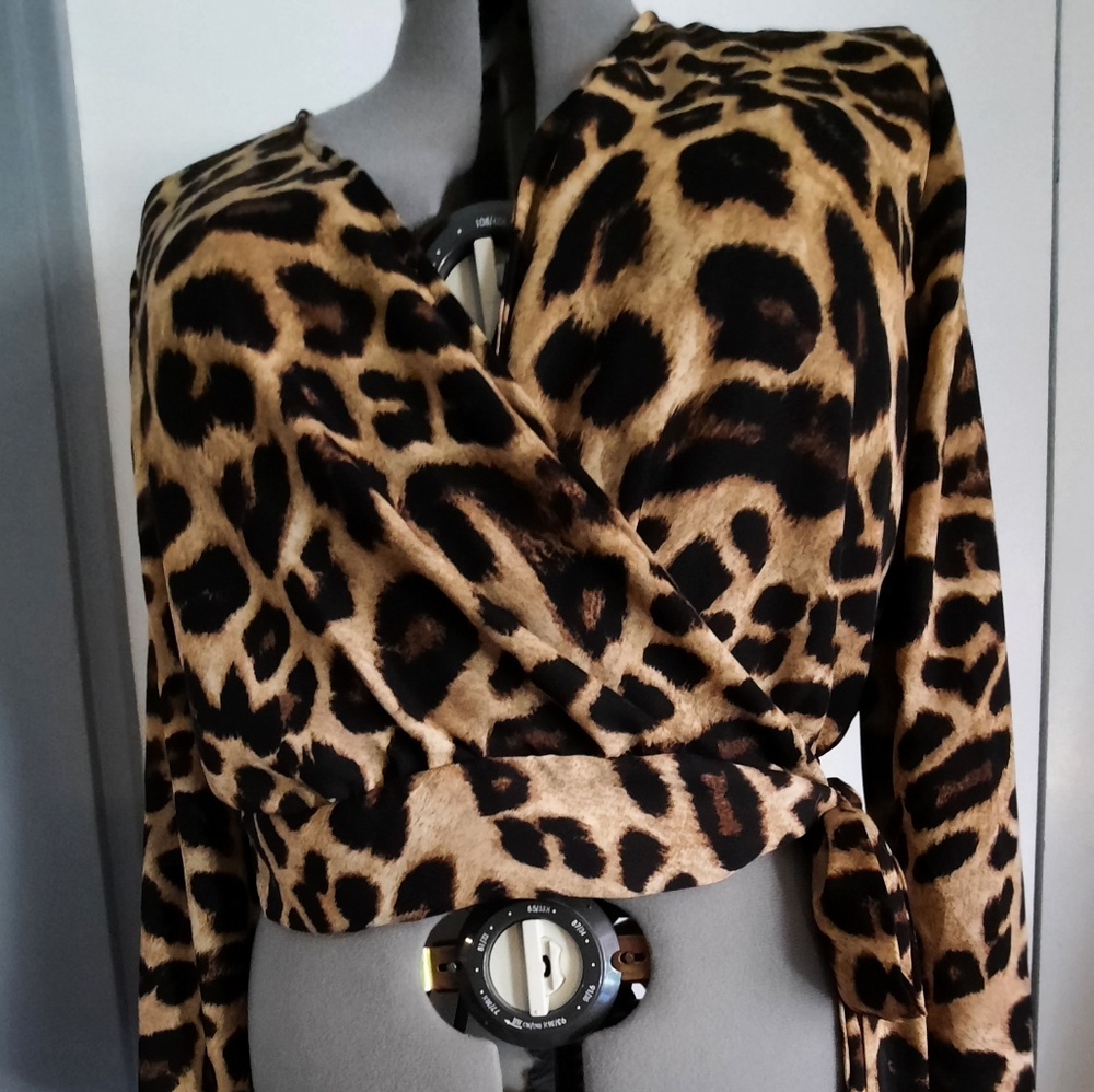 Torrid leopard wrap top 3x